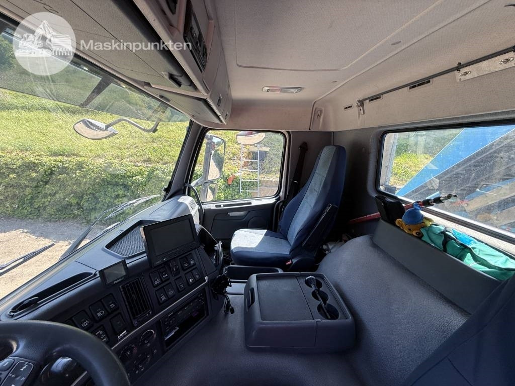 Camión grúa Volvo FM 330: foto 13