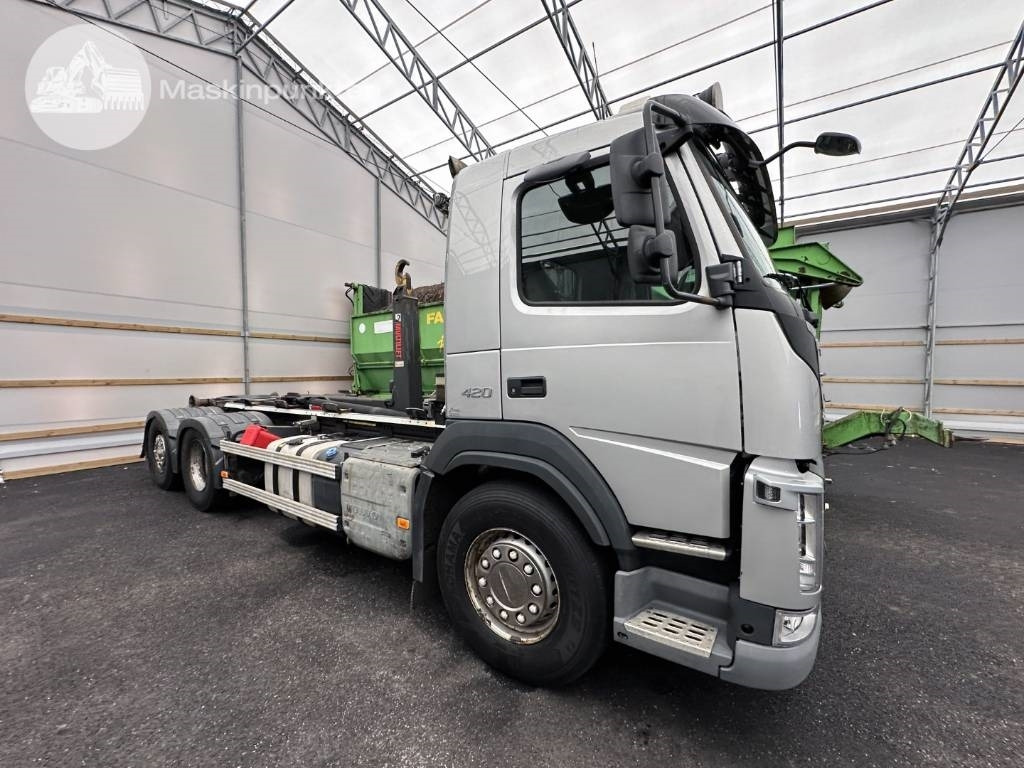 Volvo FM 420 - Camión multibasculante: foto 1 Volvo FM 420 - Camión multibasculante: foto 1