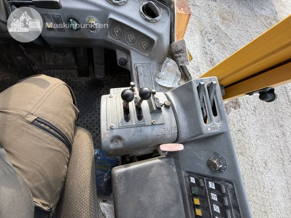 Cargadora de ruedas Volvo L 120 C: foto 11