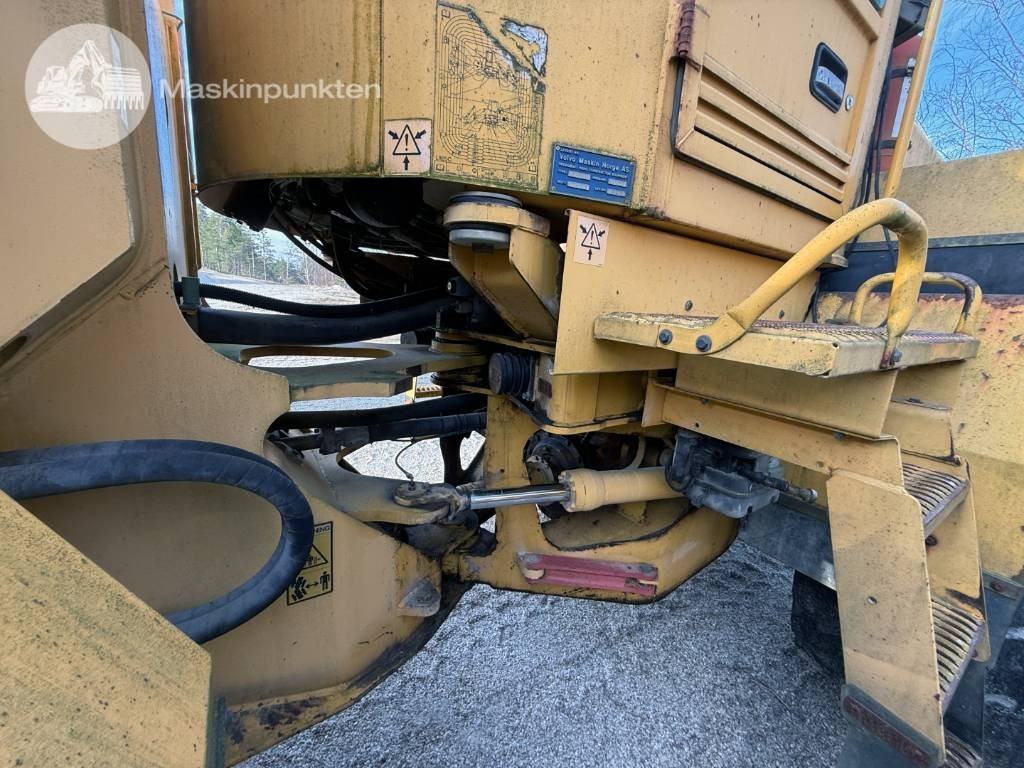 Cargadora de ruedas Volvo L 120 C: foto 25