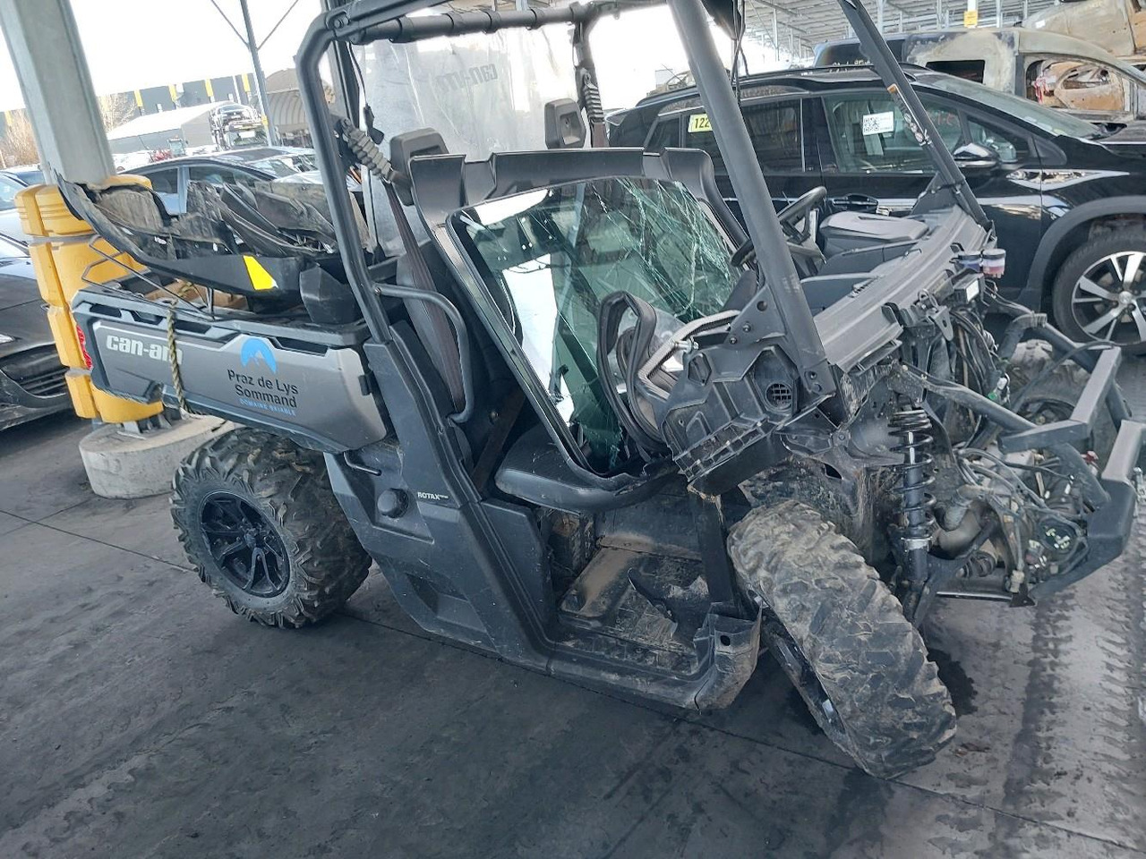 CAN-AM DEFENDER MD10 1000 XT - Cuadrimoto: foto 3 CAN-AM DEFENDER MD10 1000 XT - Cuadrimoto: foto 3