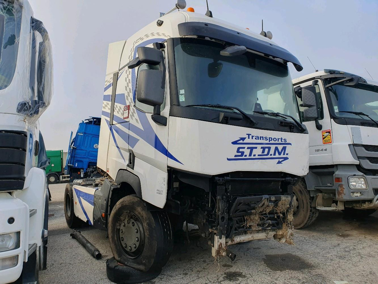 RENAULT T520 - Cabeza tractora: foto 1 RENAULT T520 - Cabeza tractora: foto 1