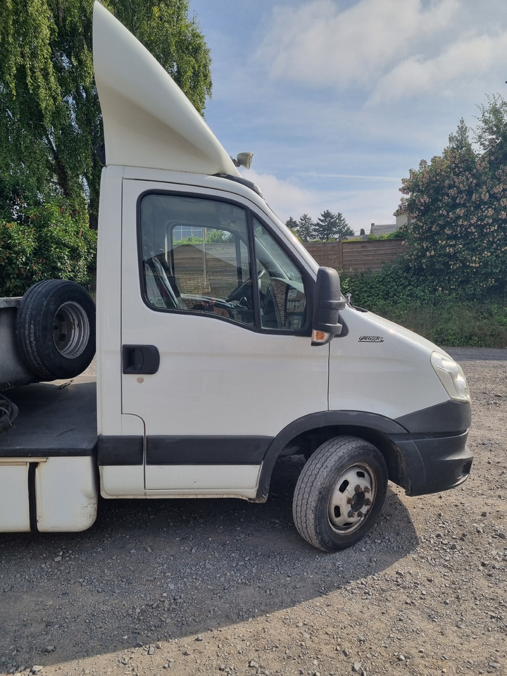 IVECO 40C35 - Cabeza tractora BE: foto 3 IVECO 40C35 - Cabeza tractora BE: foto 3