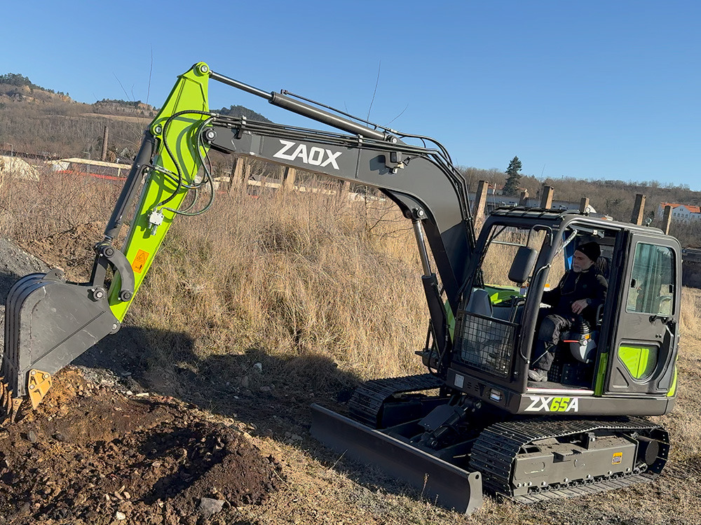 ZAOX ZX65A - Excavadora: foto 1 ZAOX ZX65A - Excavadora: foto 1