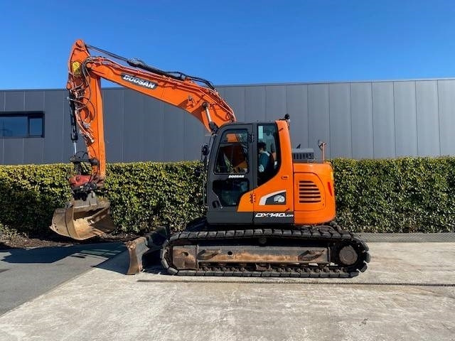 Doosan DX140LCR-5 - Excavadora de cadenas: foto 4 Doosan DX140LCR-5 - Excavadora de cadenas: foto 4