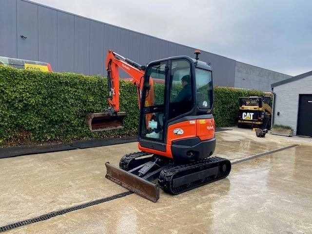Kubota U 27-4 - Miniexcavadora: foto 4 Kubota U 27-4 - Miniexcavadora: foto 4