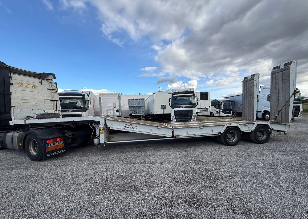 ACTM NISKOPODWOZIE RUCHOMA PODŁOGA DWIE OSIE - Semirremolque portavehículos: foto 3 ACTM NISKOPODWOZIE RUCHOMA PODŁOGA DWIE OSIE - Semirremolque portavehículos: foto 3