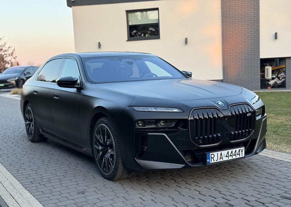 BMW Seria 7 - Sedan: foto 2 BMW Seria 7 - Sedan: foto 2