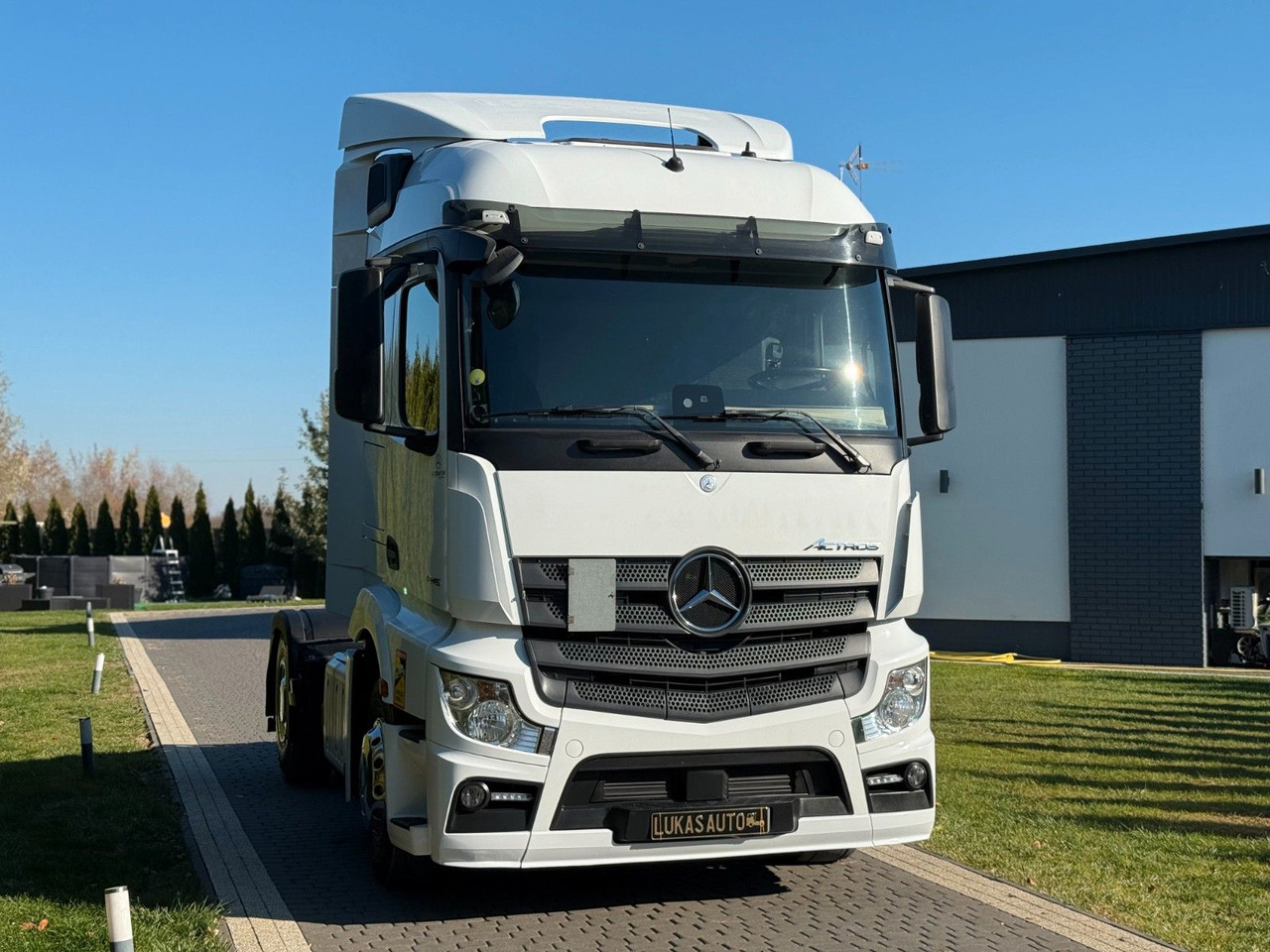 Mercedes-Benz ACTROS 1845 - Cabeza tractora: foto 3 Mercedes-Benz ACTROS 1845 - Cabeza tractora: foto 3
