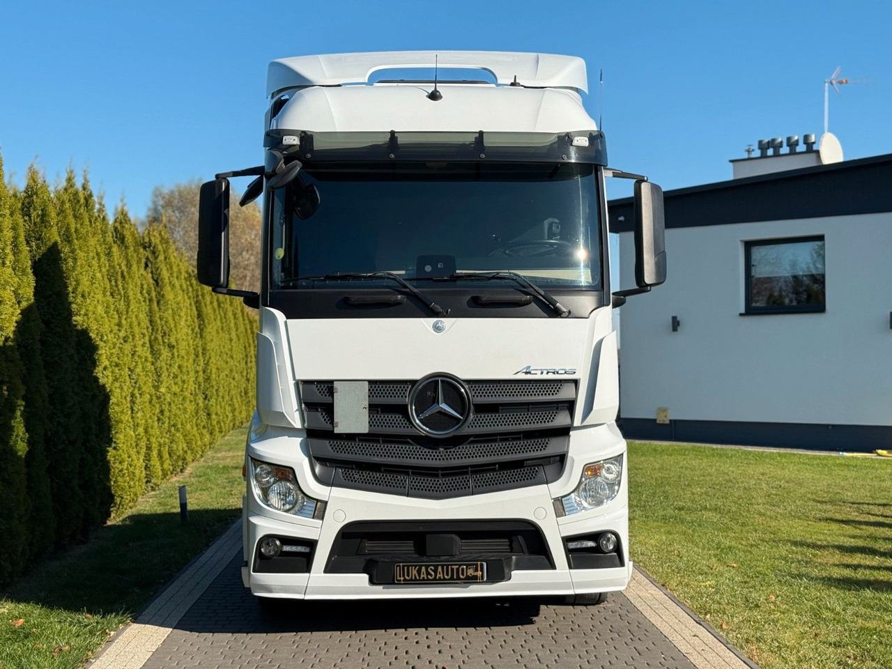 Mercedes-Benz ACTROS 1845 - Cabeza tractora: foto 2 Mercedes-Benz ACTROS 1845 - Cabeza tractora: foto 2