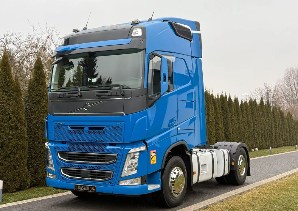 Volvo FH 500 HYDRAULIKA - Cabeza tractora: foto 1 Volvo FH 500 HYDRAULIKA - Cabeza tractora: foto 1