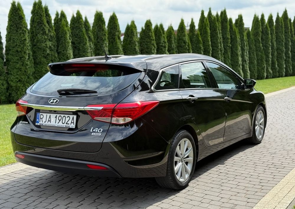 Coche Hyundai i40 1.7 CRDi Comfort: foto 8
