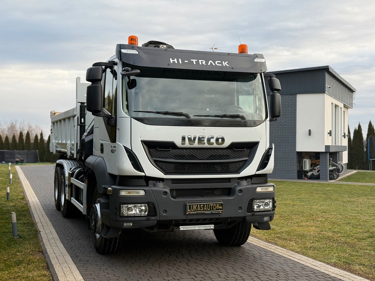 Iveco TRAKKER 450 6X4 DOUBLE HYDRO-BOARD HIAB - Camión volquete: foto 3 Iveco TRAKKER 450 6X4 DOUBLE HYDRO-BOARD HIAB - Camión volquete: foto 3