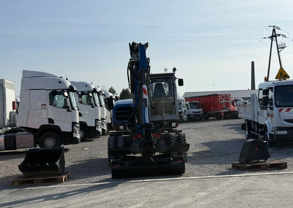 Wacker Neuson 9503-2 TRZY ŁYŻKI - Excavadora de ruedas: foto 2 Wacker Neuson 9503-2 TRZY ŁYŻKI - Excavadora de ruedas: foto 2