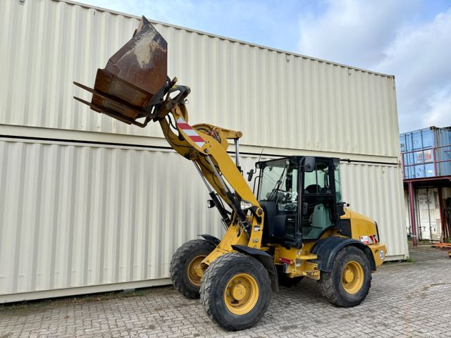 CAT 908H2 / Deutsche Maschine / Schaufel + Gabel - Cargadora de ruedas: foto 2 CAT 908H2 / Deutsche Maschine / Schaufel + Gabel - Cargadora de ruedas: foto 2