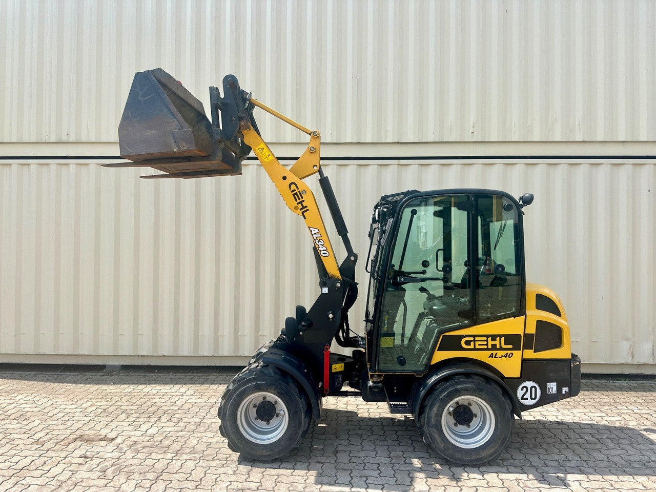 Gehl AL340 / 2020 BJ / 464 H / Schaufel + Gabel - Cargadora de ruedas: foto 2 Gehl AL340 / 2020 BJ / 464 H / Schaufel + Gabel - Cargadora de ruedas: foto 2