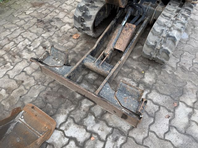 Miniexcavadora JCB 16C-1 /2022 BJ/939 H/verbr. Laufwerk/3xLöffel: foto 14 Miniexcavadora JCB 16C-1 /2022 BJ/939 H/verbr. Laufwerk/3xLöffel: foto 14