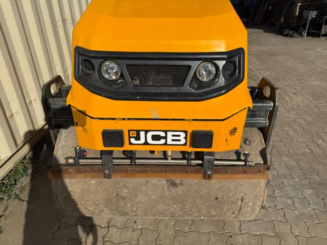 JCB CT260-120 / 2019 BJ / 609 H / 2.560 KG - Apisonadora de asfalto: foto 4 JCB CT260-120 / 2019 BJ / 609 H / 2.560 KG - Apisonadora de asfalto: foto 4
