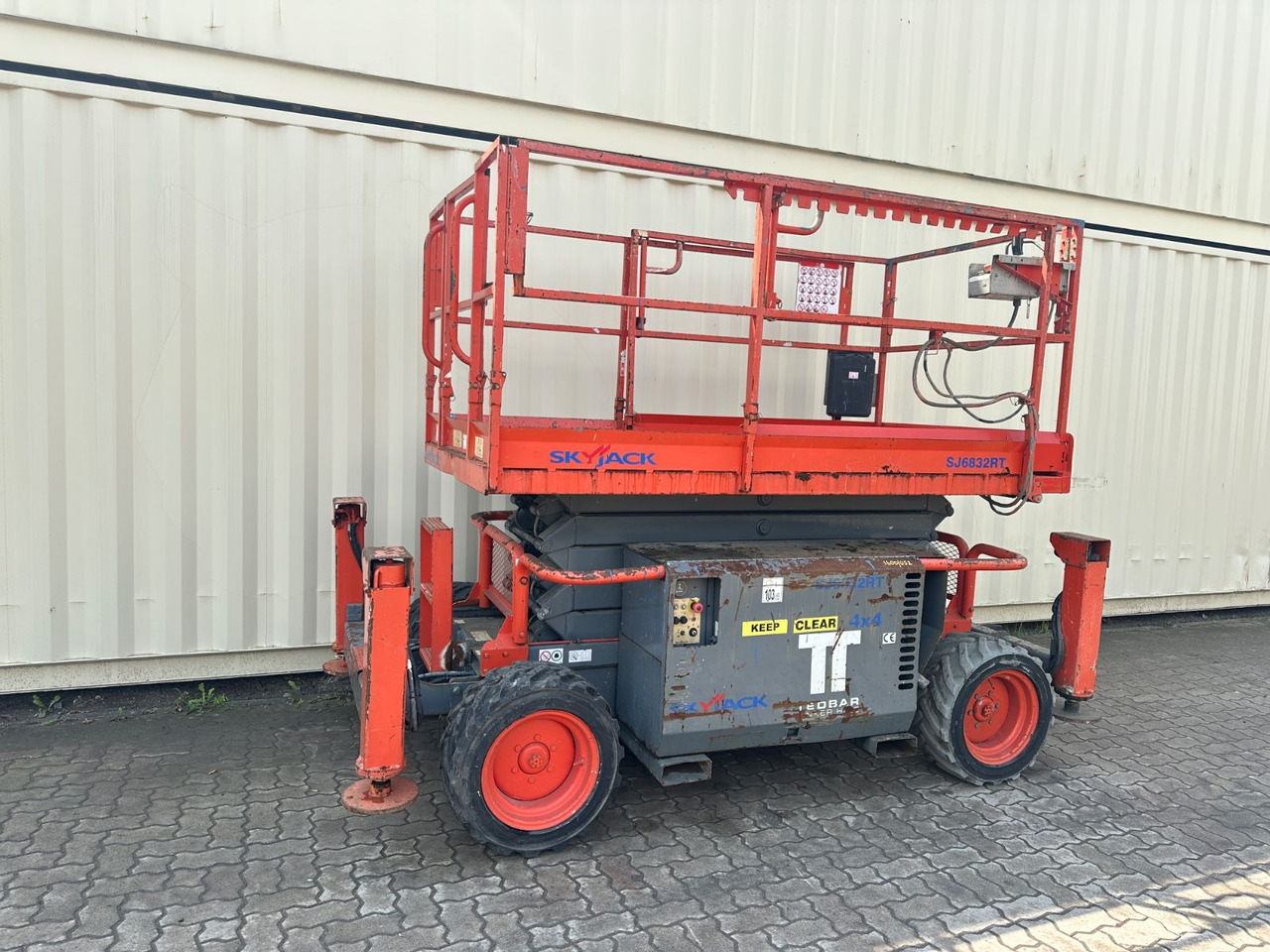 Skyjack SJ6832RT 4x4 Diesel, 11.8 Meter, 1.493 H - Plataforma de tijeras: foto 4 Skyjack SJ6832RT 4x4 Diesel, 11.8 Meter, 1.493 H - Plataforma de tijeras: foto 4