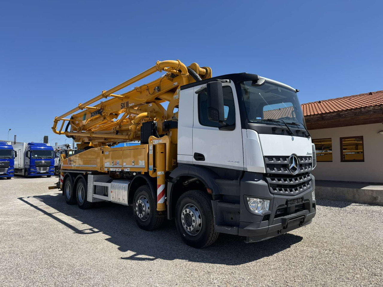 MERCEDES-BENZ AROCS 4442 SCHWING S43SX - Bomba de hormigón: foto 1 MERCEDES-BENZ AROCS 4442 SCHWING S43SX - Bomba de hormigón: foto 1