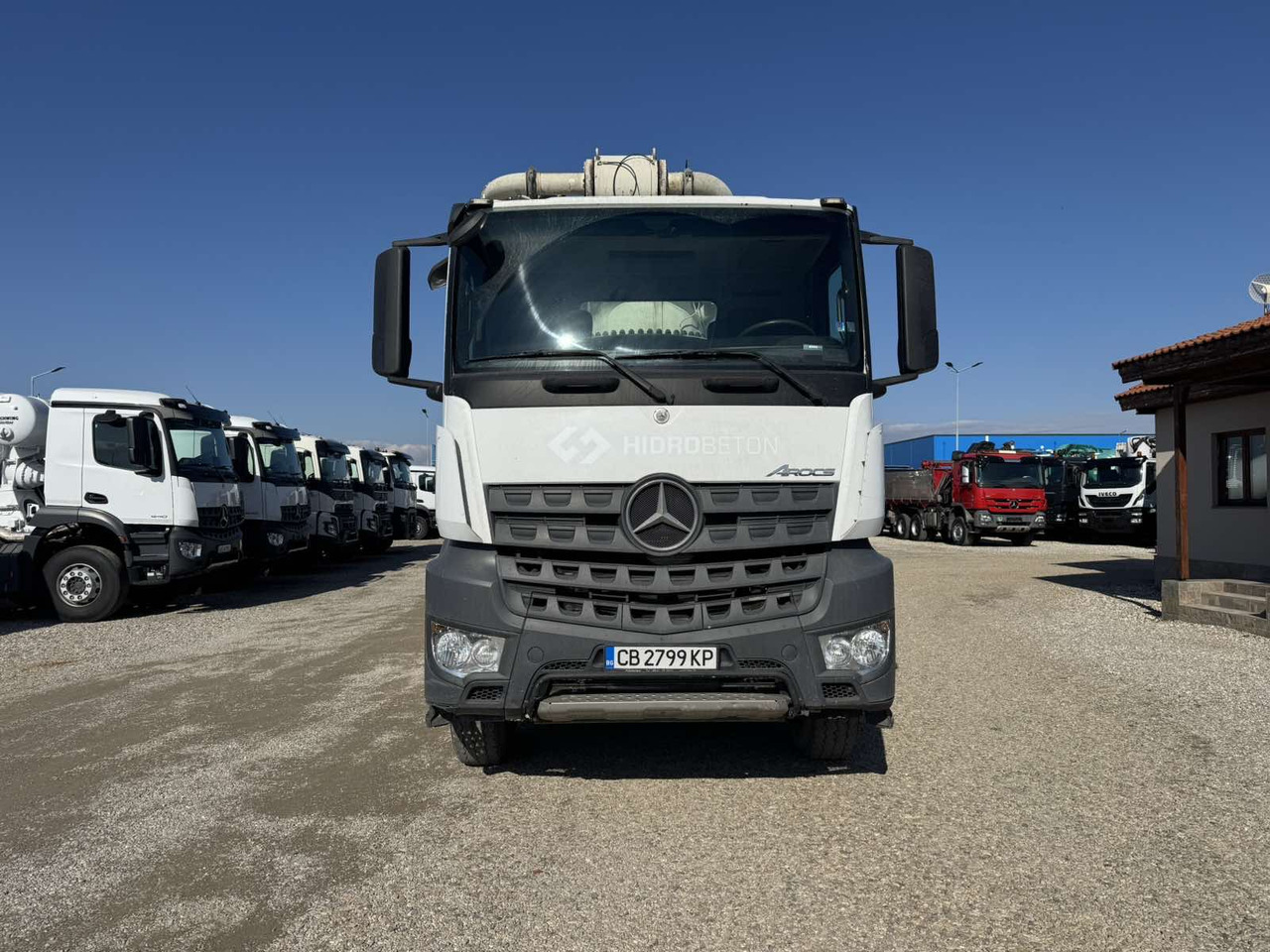 Mercedes-Benz AROCS 3743 PUTZMEISTER M47-5 - Bomba de hormigón: foto 2 Mercedes-Benz AROCS 3743 PUTZMEISTER M47-5 - Bomba de hormigón: foto 2