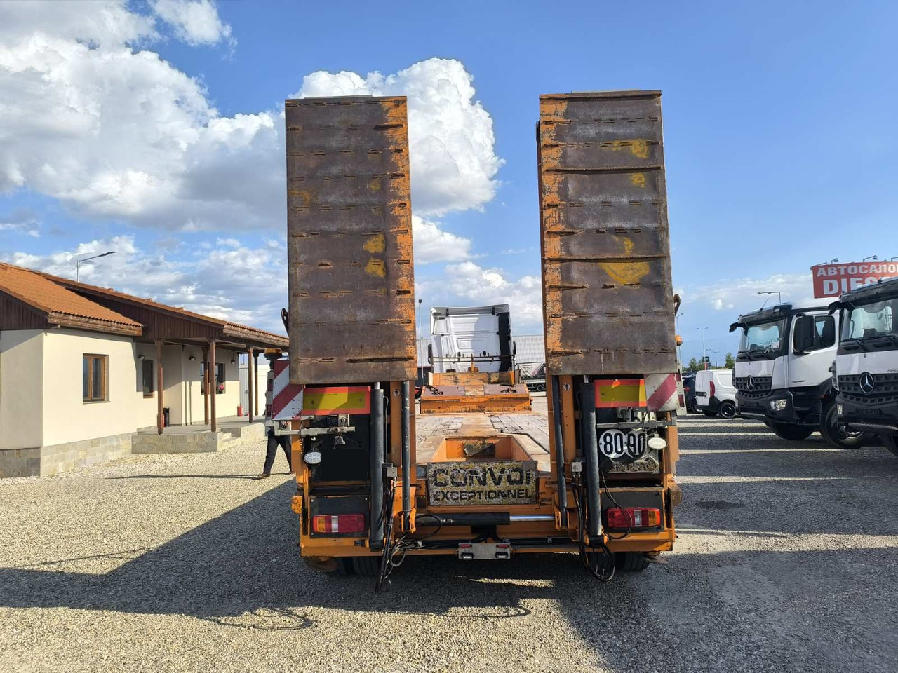 NOOTEBOOM MCO-85-05V - Semirremolque góndola rebajadas: foto 4 NOOTEBOOM MCO-85-05V - Semirremolque góndola rebajadas: foto 4