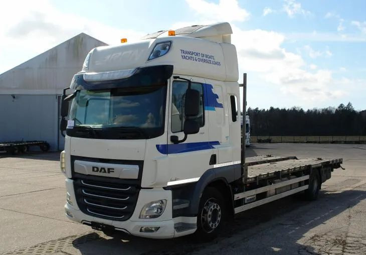 DAF CF 410 EURO 6 Laweta - Platforma super stan - Camión caja abierta: foto 1 DAF CF 410 EURO 6 Laweta - Platforma super stan - Camión caja abierta: foto 1