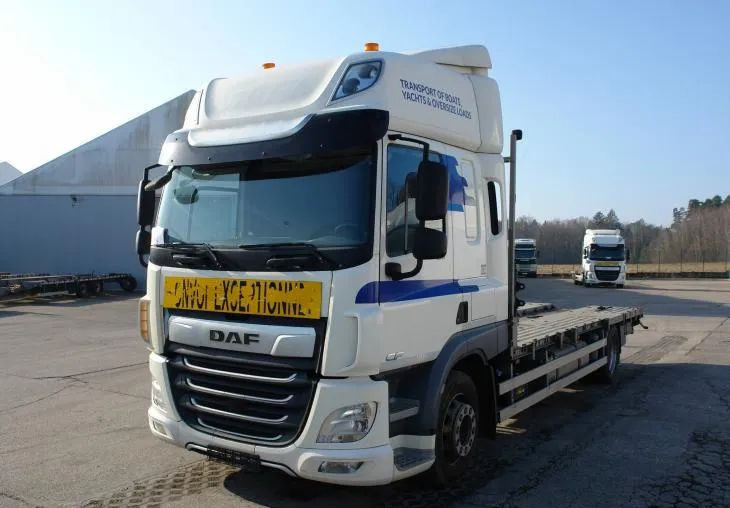DAF CF 410 EURO 6 Laweta - Platforma super stan - Camión caja abierta: foto 2 DAF CF 410 EURO 6 Laweta - Platforma super stan - Camión caja abierta: foto 2