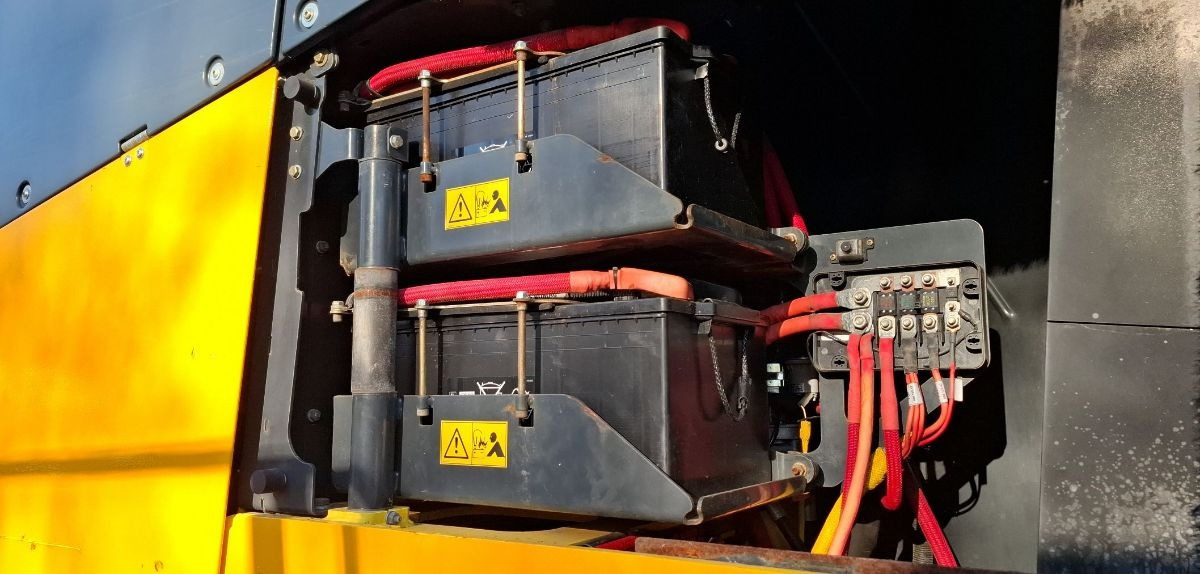 BOMAG DE BM 2200/75 Stage IV/Tier 4f - Construcción de carreteras: foto 4 BOMAG DE BM 2200/75 Stage IV/Tier 4f - Construcción de carreteras: foto 4