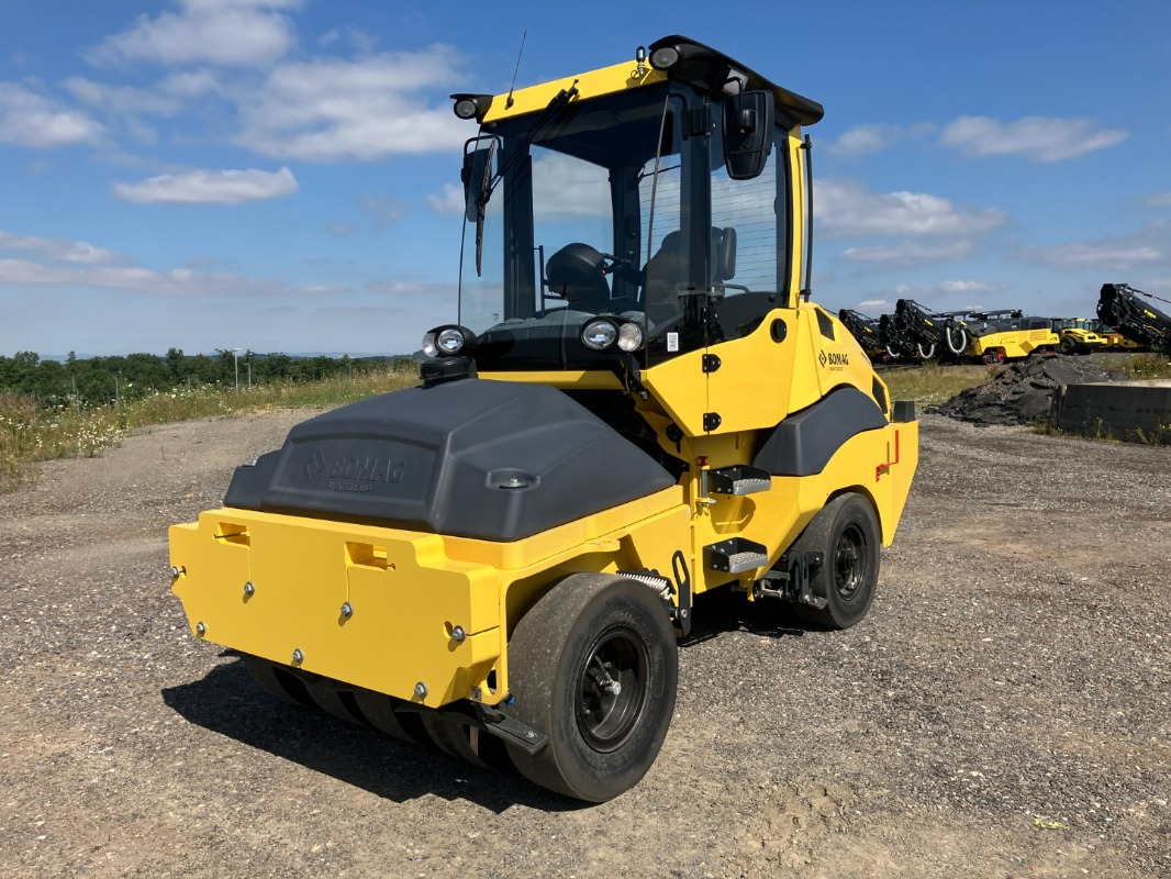 BOMAG DE BW 11 RH-5 Stage V/Tier 4f - Rodillo: foto 1 BOMAG DE BW 11 RH-5 Stage V/Tier 4f - Rodillo: foto 1