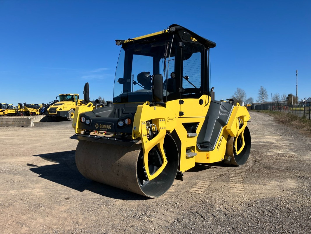 BOMAG DE BW 151 AD-50 Stage IIIa/TIER3 - Apisonadora de asfalto: foto 1 BOMAG DE BW 151 AD-50 Stage IIIa/TIER3 - Apisonadora de asfalto: foto 1
