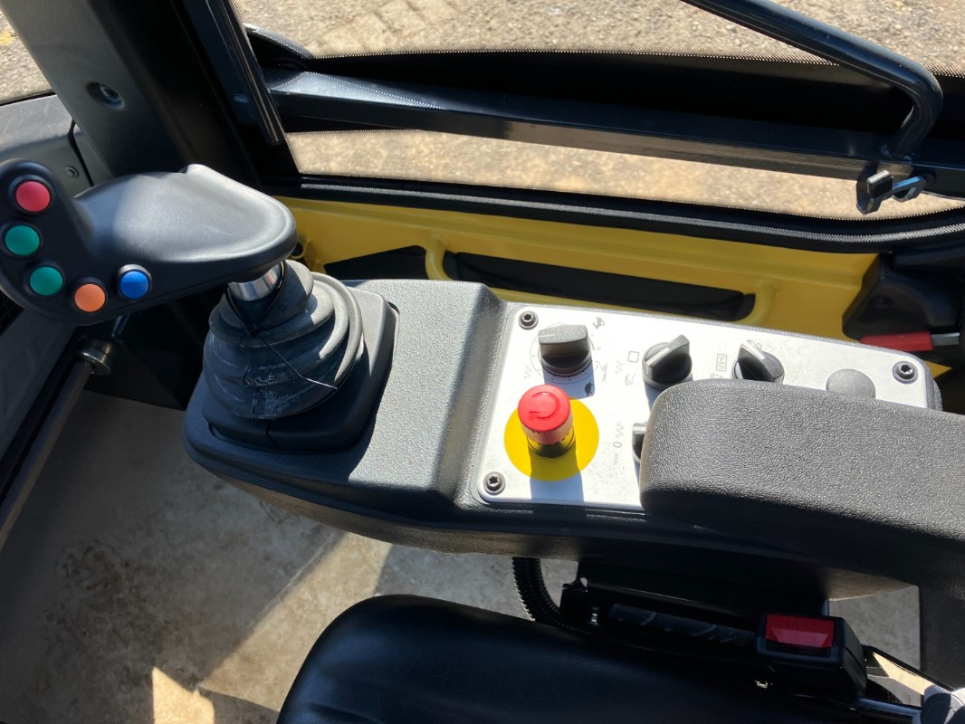 Leasing de BOMAG DE BW 151 AD-50 Stage IIIa/TIER3 BOMAG DE BW 151 AD-50 Stage IIIa/TIER3: foto 9