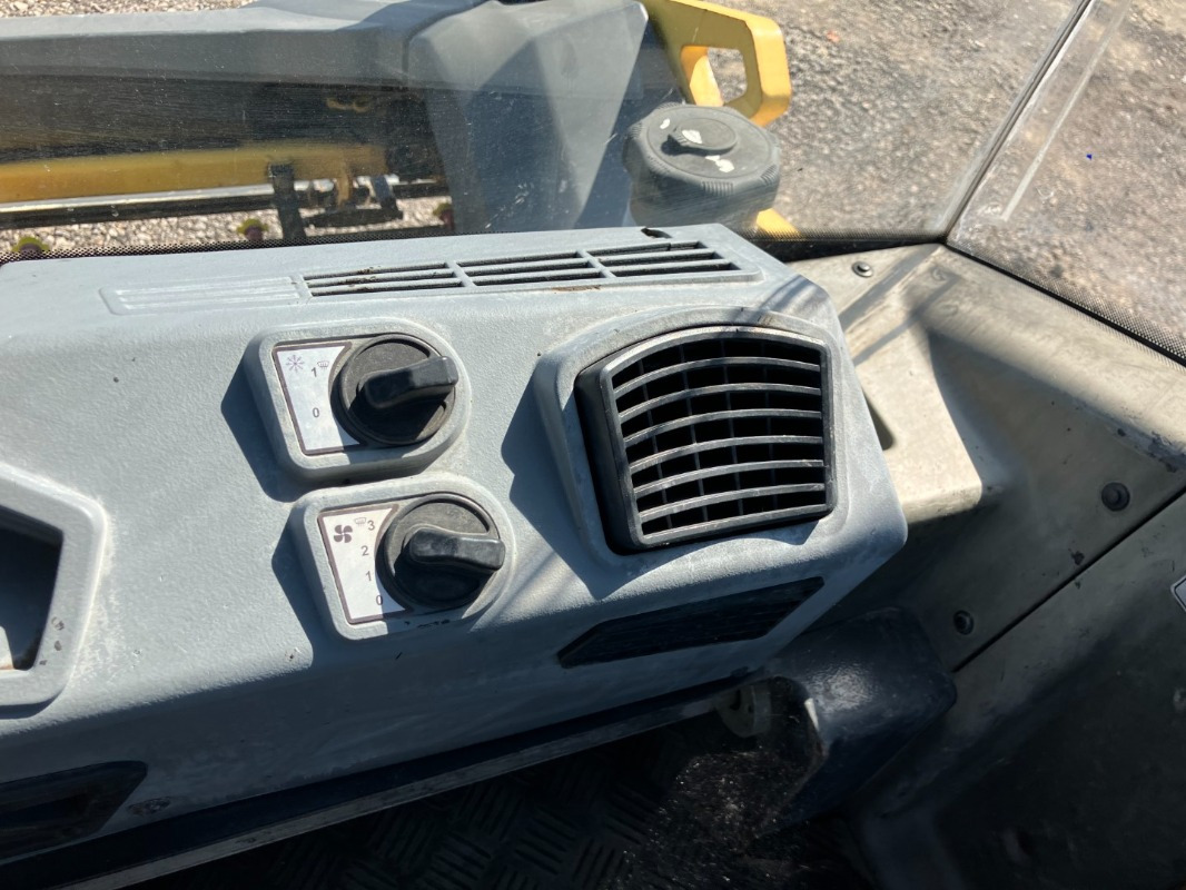 BOMAG DE BW 161 AD-5 Stage IIIb/Tier 4i - Apisonadora de asfalto: foto 5 BOMAG DE BW 161 AD-5 Stage IIIb/Tier 4i - Apisonadora de asfalto: foto 5