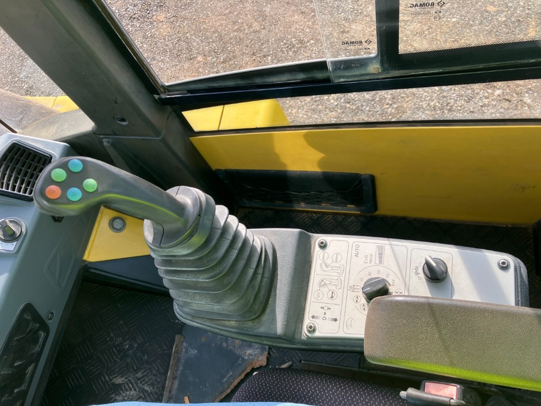 Rodillo BOMAG DE BW 226 BVC-5 Stage IIIa/Tier 3: foto 7 Rodillo BOMAG DE BW 226 BVC-5 Stage IIIa/Tier 3: foto 7