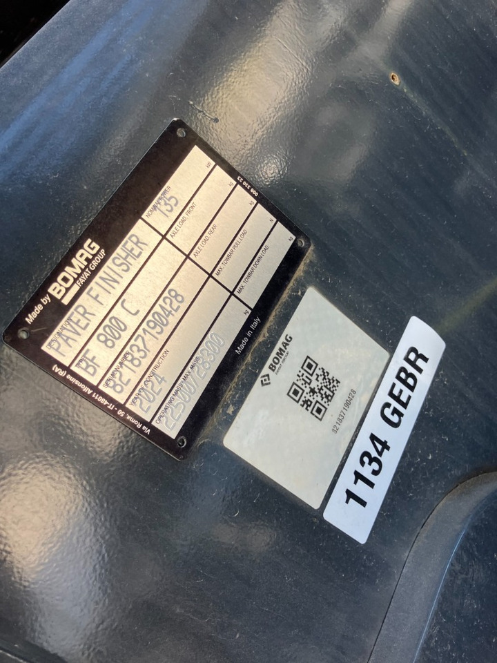 BOMAG IT BF 800 C S600 Stage IIIa/Tier 3 - Pavimentadora de asfalto: foto 2 BOMAG IT BF 800 C S600 Stage IIIa/Tier 3 - Pavimentadora de asfalto: foto 2