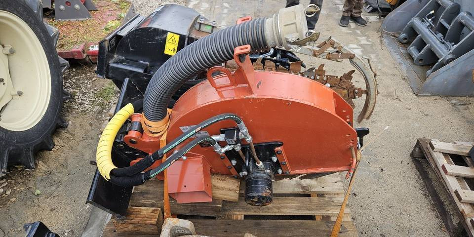 Ditch Witch MT9 MicroTrench piła pod światłowód do cięcia asfaltu/betonu - Maquinaria para hormigón: foto 3 Ditch Witch MT9 MicroTrench piła pod światłowód do cięcia asfaltu/betonu - Maquinaria para hormigón: foto 3