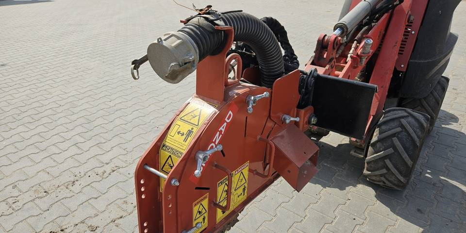 Ditch Witch MicroTrench MT6 piła pod światłowód do cięcia asfaltu/betonu - Maquinaria para hormigón: foto 4 Ditch Witch MicroTrench MT6 piła pod światłowód do cięcia asfaltu/betonu - Maquinaria para hormigón: foto 4