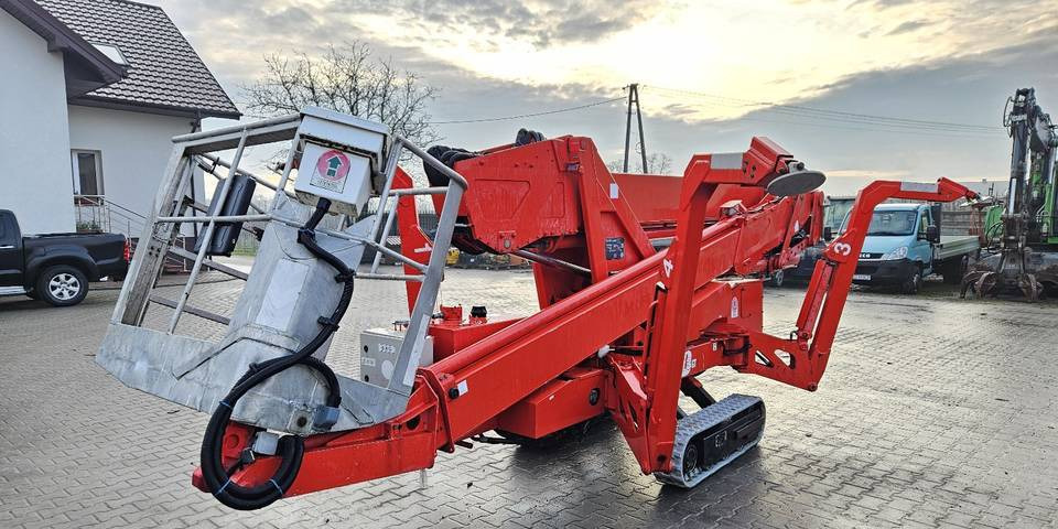 Gąsienicowy podnośnik koszowy Teupen LEO 23GT niesprawny FV23% pająk zwyżka - Plataforma araña: foto 3 Gąsienicowy podnośnik koszowy Teupen LEO 23GT niesprawny FV23% pająk zwyżka - Plataforma araña: foto 3