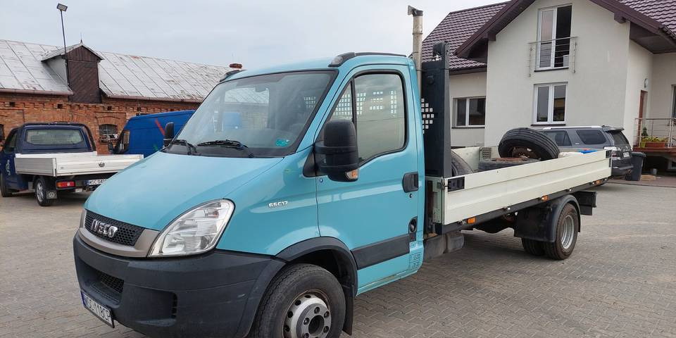 Iveco Daily 65C17 silnik 3.0 skrzynia automat - Furgoneta caja abierta: foto 1 Iveco Daily 65C17 silnik 3.0 skrzynia automat - Furgoneta caja abierta: foto 1