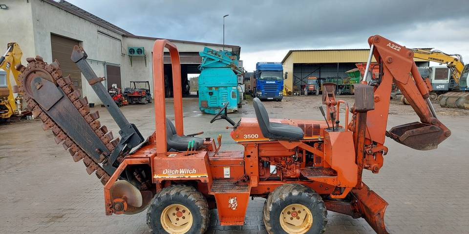 Koparka łańcuchowa Ditch Witch 3500DD - Zanjadora: foto 4 Koparka łańcuchowa Ditch Witch 3500DD - Zanjadora: foto 4