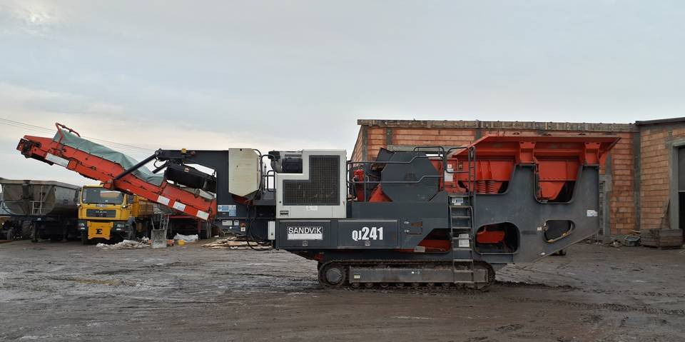 Kruszarka szczękowa Sandvik QJ241 2014 Extec - Trituradora de mandíbula: foto 2 Kruszarka szczękowa Sandvik QJ241 2014 Extec - Trituradora de mandíbula: foto 2