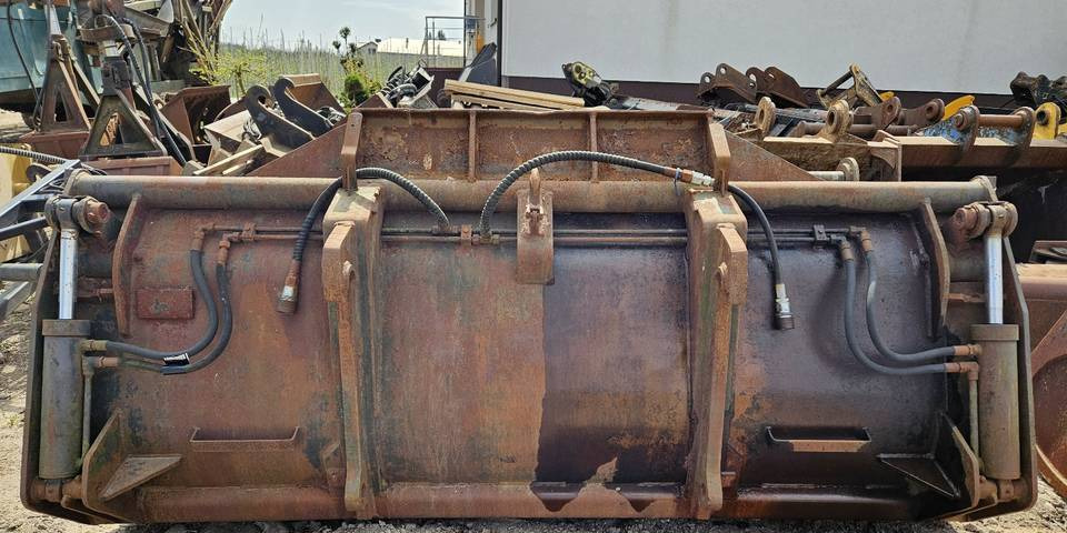 Łyżka 3w1 do ładowarki koparko-ładowarki 260 cm krokodyl szybkozłącze - Cazo cargador para Maquinaria de construcción: foto 5 Łyżka 3w1 do ładowarki koparko-ładowarki 260 cm krokodyl szybkozłącze - Cazo cargador para Maquinaria de construcción: foto 5