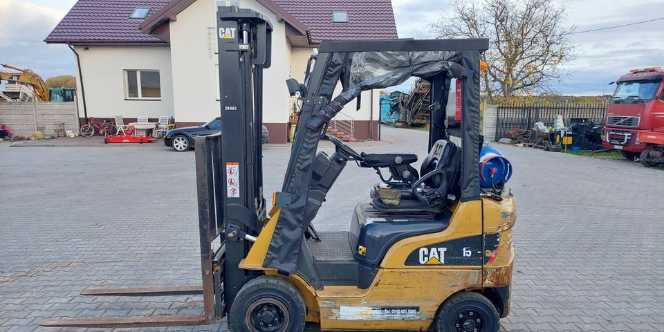 Wózek widłowy Caterpillar GP15N 1,5t pozycjoner, przesuw CAT - Carretilla elevadora de gas: foto 1 Wózek widłowy Caterpillar GP15N 1,5t pozycjoner, przesuw CAT - Carretilla elevadora de gas: foto 1