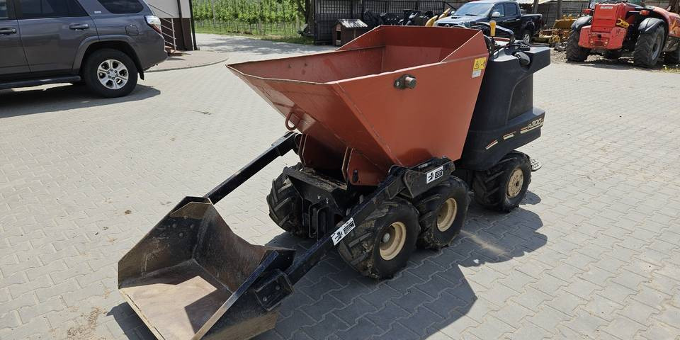 Wozidło samozaładowcze Ditch Witch R300 koparka łańcuchowa - Minidumper: foto 2 Wozidło samozaładowcze Ditch Witch R300 koparka łańcuchowa - Minidumper: foto 2
