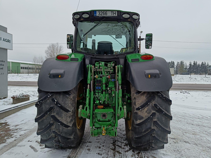 John Deere 6215R - Tractor: foto 4 John Deere 6215R - Tractor: foto 4