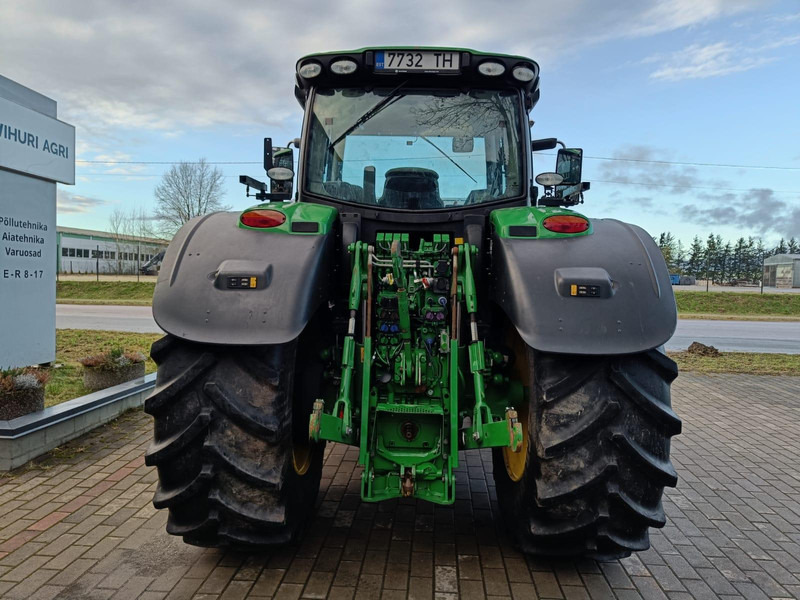 John Deere 6215R - Tractor: foto 4 John Deere 6215R - Tractor: foto 4