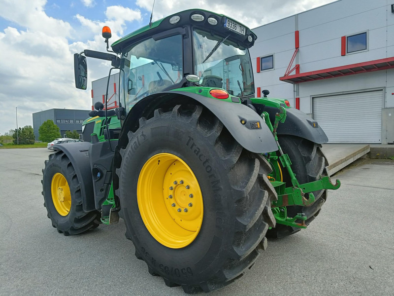 John Deere 6215R - Tractor: foto 5 John Deere 6215R - Tractor: foto 5