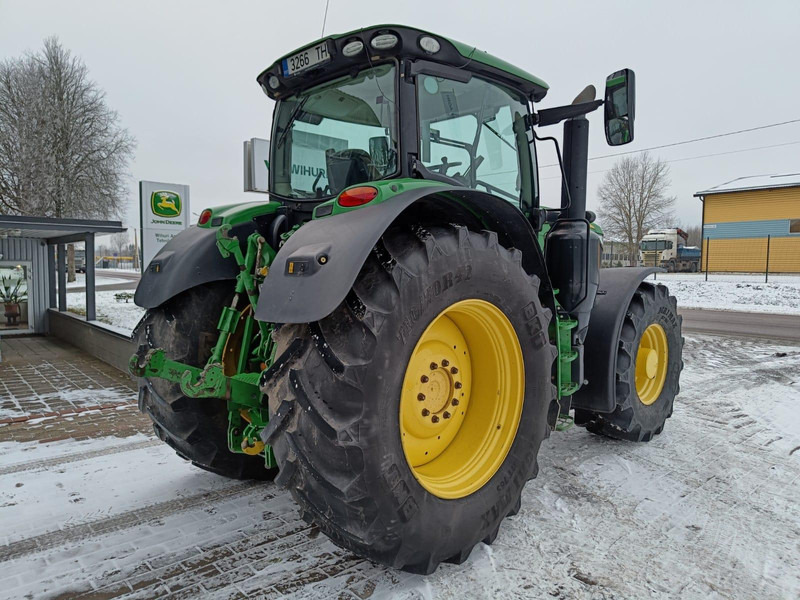 John Deere 6215R - Tractor: foto 3 John Deere 6215R - Tractor: foto 3