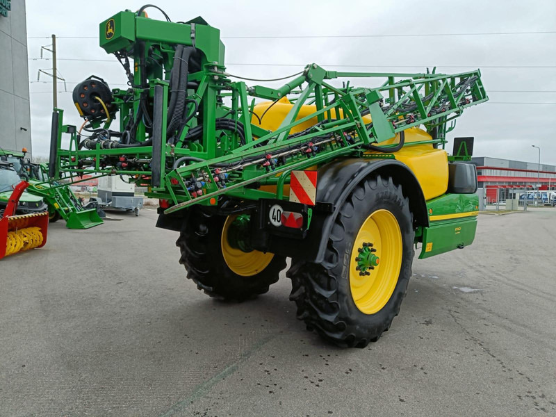 Pulverizador arrastrado John Deere R962i: foto 8