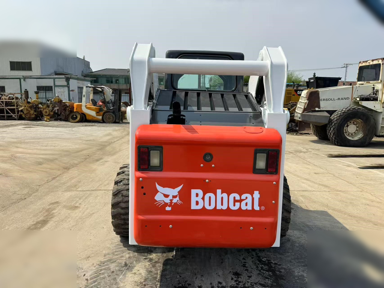 BOBCAT S300 - Minicargadora: foto 5 BOBCAT S300 - Minicargadora: foto 5